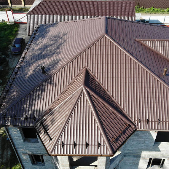 Монтаж сложной крыши и кровли в Почепе и Брянской области