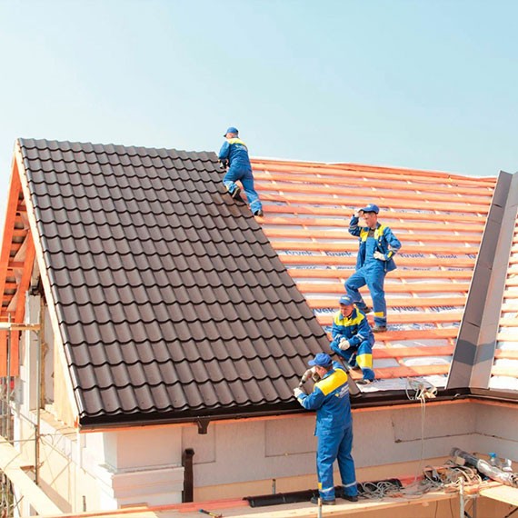 Ремонт кровли из металлочерепицы в Почепе и Брянской области